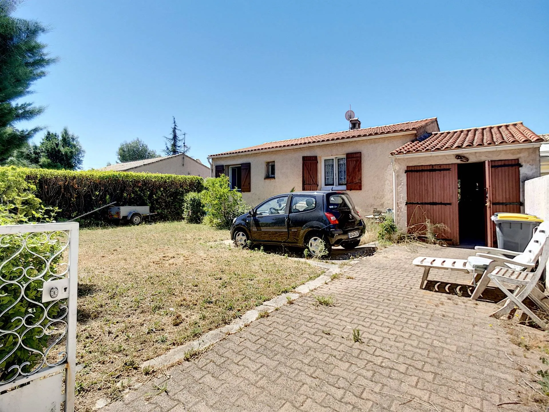 villa 4 pièces à Roquebrussanne (83136)