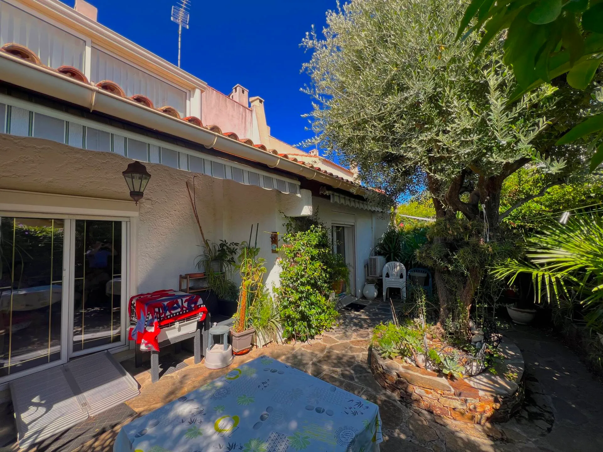 maison 5 pièces à Cogolin (83310)