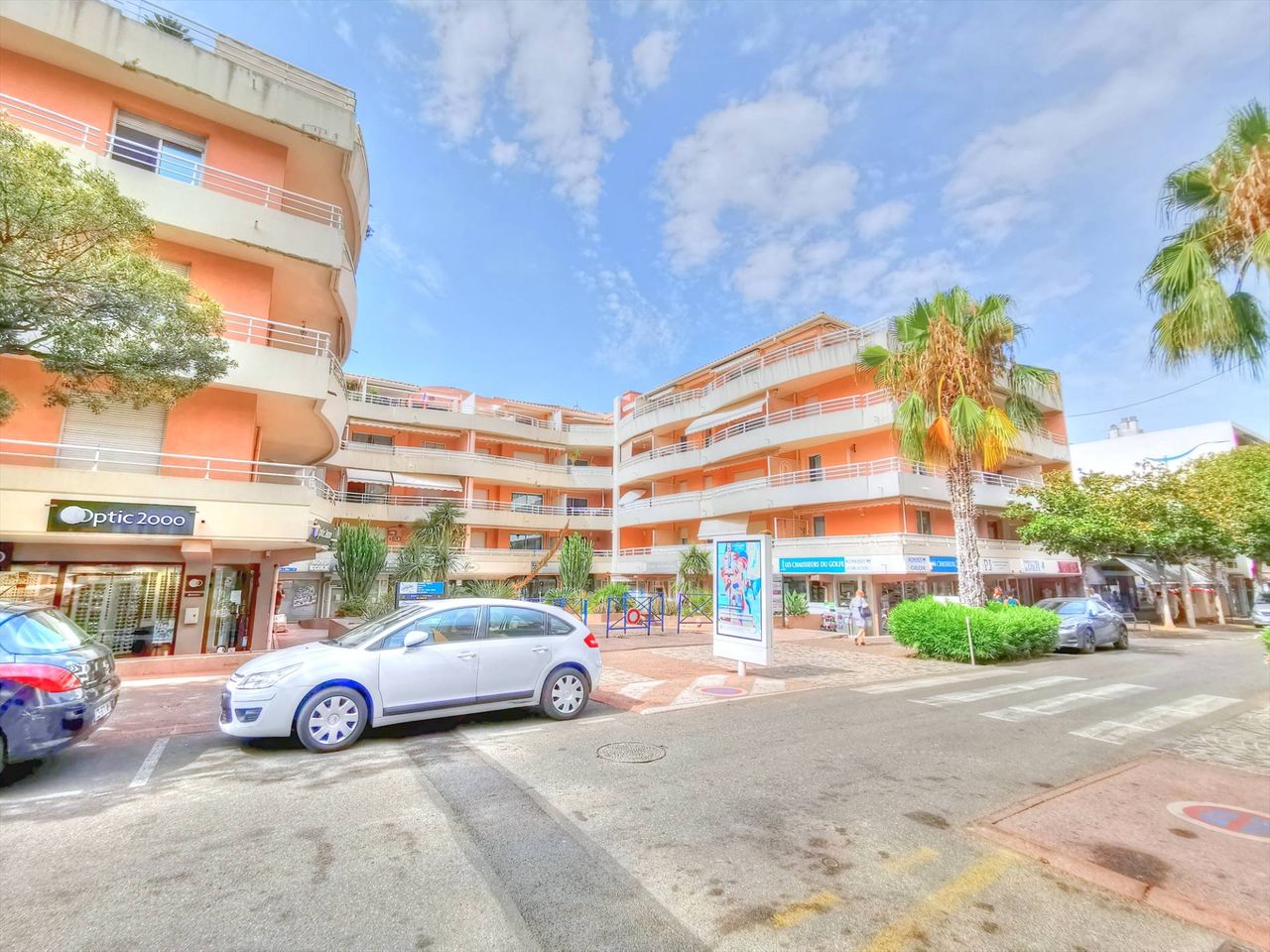 Appartement T3 de 65m2 plein centre Cavalaire